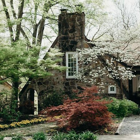 The Woodlawn Tudor ホット・スプリングス エクステリア 写真